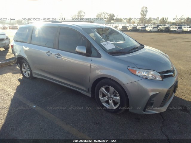 TOYOTA SIENNA 2018 5tdkz3dc6js921805