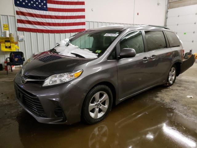 TOYOTA SIENNA LE 2018 5tdkz3dc6js945490