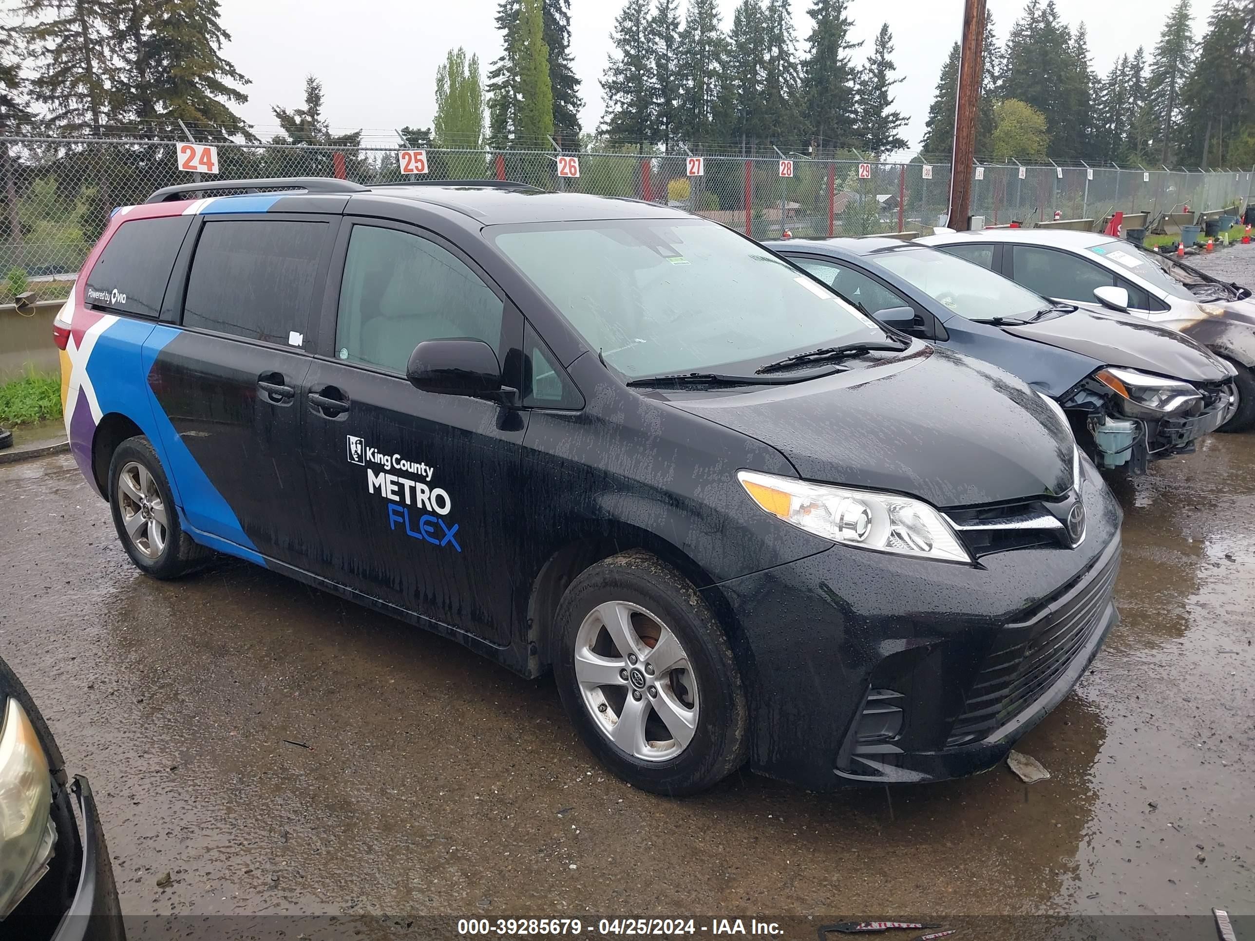 TOYOTA SIENNA 2019 5tdkz3dc6ks011721