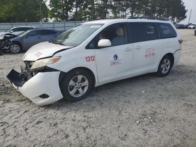 TOYOTA SIENNA LE 2017 5tdkz3dc7hs771360