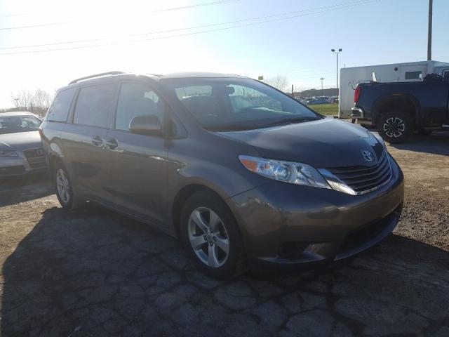 TOYOTA SIENNA LE 2017 5tdkz3dc7hs799322