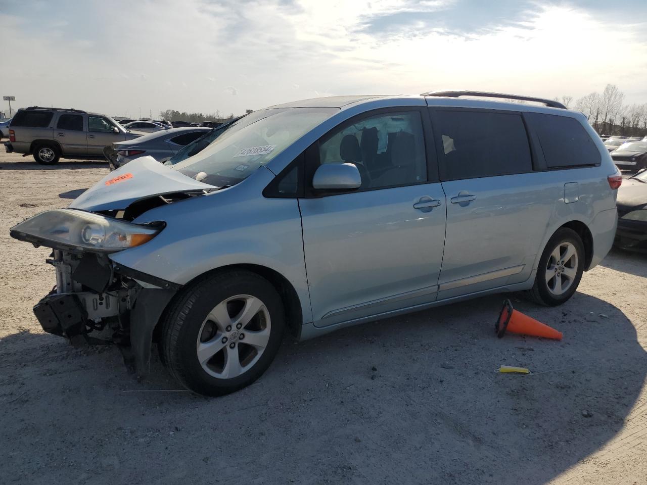 TOYOTA SIENNA 2017 5tdkz3dc7hs804373