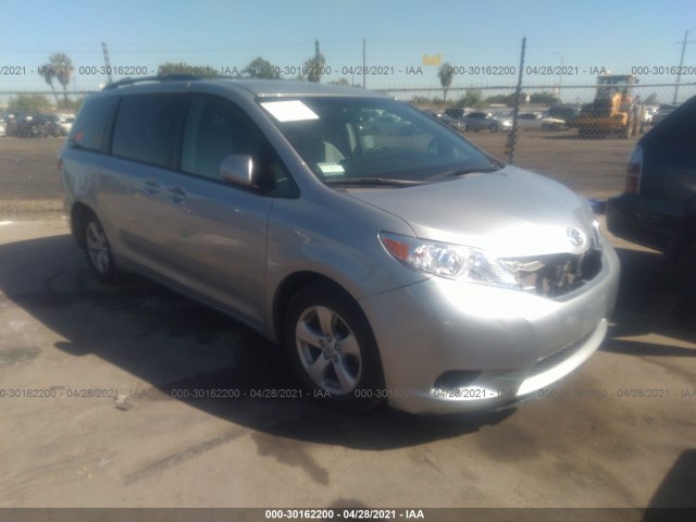 TOYOTA SIENNA 2017 5tdkz3dc7hs805815