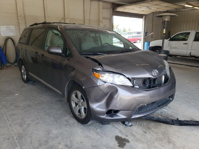 TOYOTA SIENNA LE 2017 5tdkz3dc7hs811145