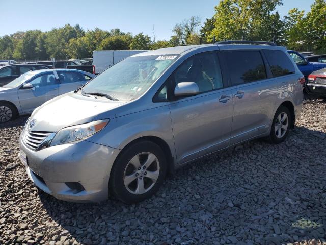 TOYOTA SIENNA LE 2017 5tdkz3dc7hs852035