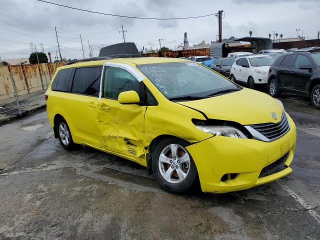 TOYOTA SIENNA LE 2017 5tdkz3dc7hs853136