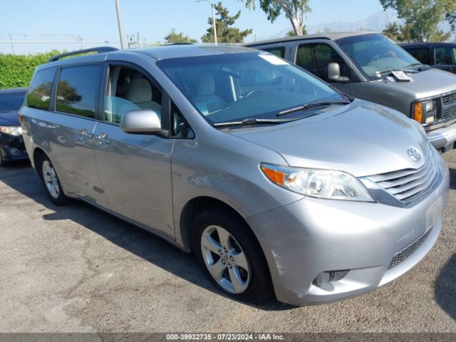 TOYOTA SIENNA 2017 5tdkz3dc7hs884841