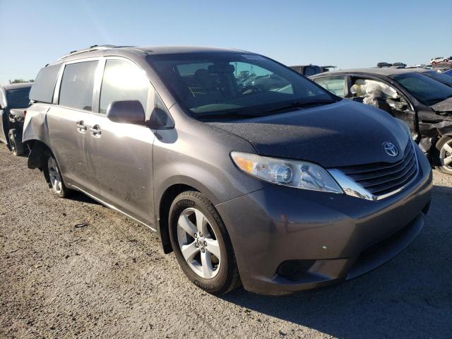 TOYOTA SIENNA LE 2017 5tdkz3dc7hs886458