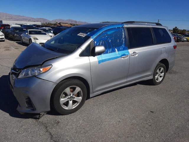 TOYOTA SIENNA LE 2018 5tdkz3dc7js909100