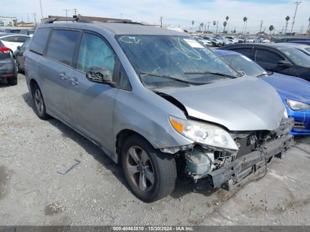 TOYOTA SIENNA 2018 5tdkz3dc7js919500