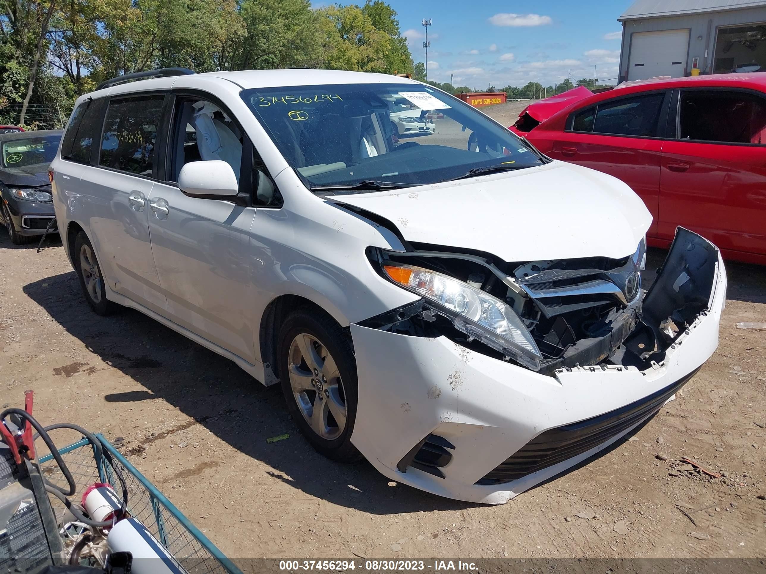 TOYOTA SIENNA 2018 5tdkz3dc7js952545