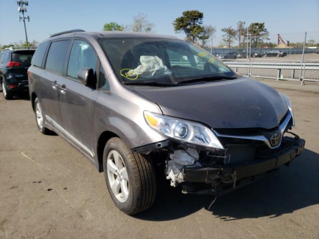 TOYOTA SIENNA LE 2019 5tdkz3dc7ks019794