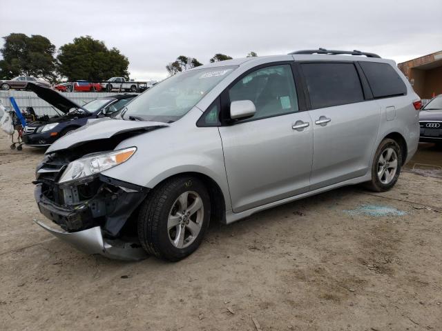 TOYOTA SIENNA LE 2020 5tdkz3dc7ls029193