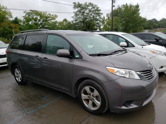 TOYOTA SIENNA LE 2017 5tdkz3dc8hs773098