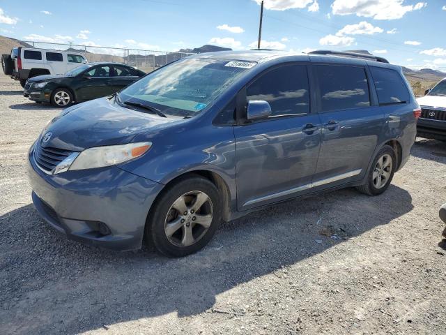 TOYOTA SIENNA LE 2017 5tdkz3dc8hs795747