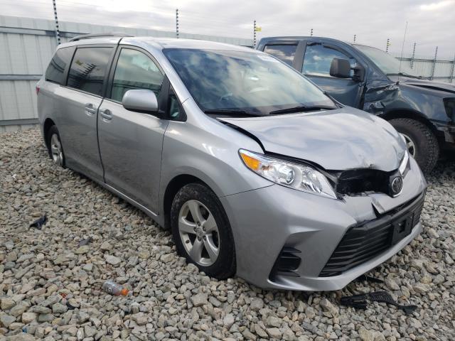 TOYOTA SIENNA LE 2018 5tdkz3dc8js958600