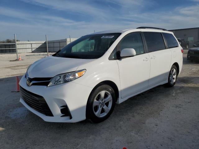 TOYOTA SIENNA LE 2018 5tdkz3dc8js963649