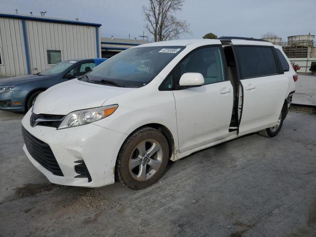 TOYOTA SIENNA LE 2019 5tdkz3dc8ks997205