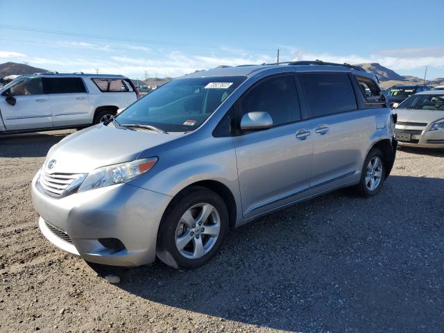 TOYOTA SIENNA LE 2017 5tdkz3dc9hs777127