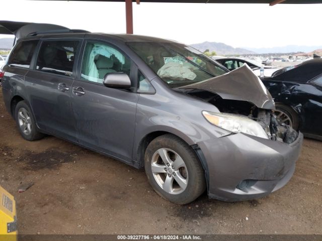 TOYOTA SIENNA 2017 5tdkz3dc9hs820980