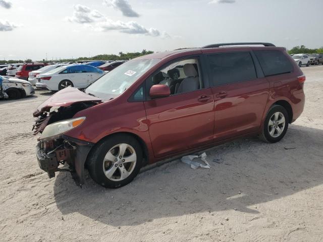 TOYOTA SIENNA LE 2017 5tdkz3dc9hs845605