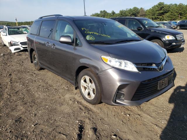 TOYOTA SIENNA LE 2018 5tdkz3dc9js937819