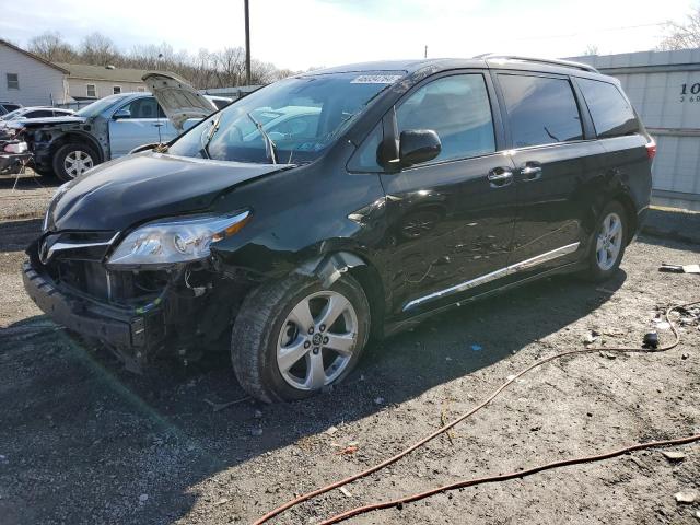 TOYOTA SIENNA LE 2019 5tdkz3dcxks006084