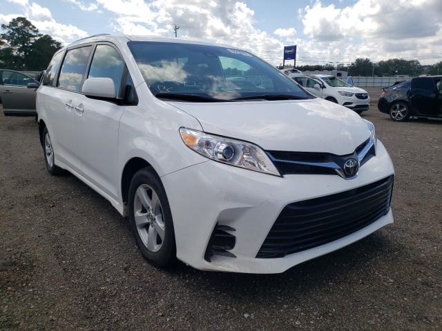 TOYOTA SIENNA LE 2019 5tdkz3dcxks999750