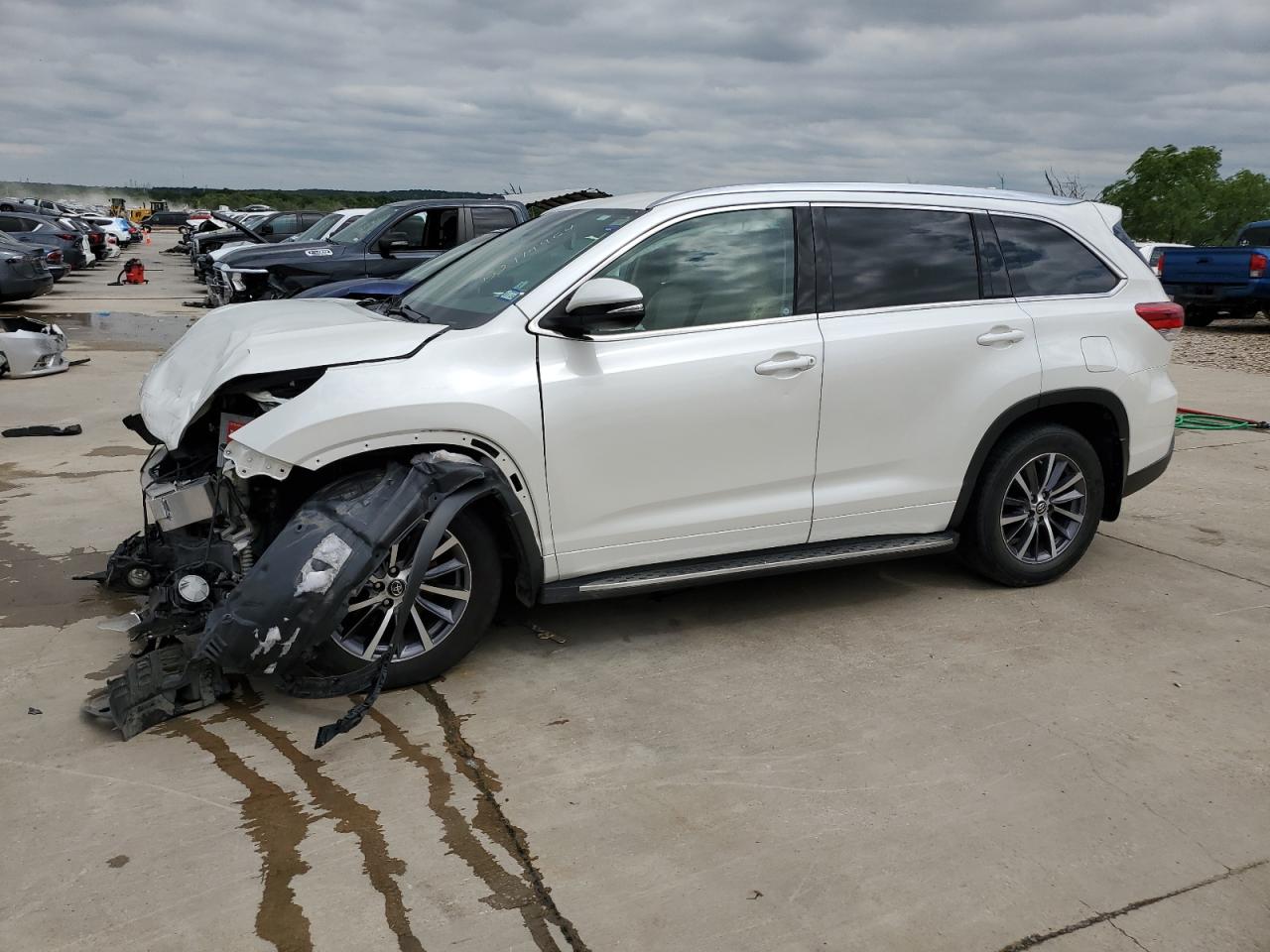 TOYOTA HIGHLANDER 2017 5tdkzrfh4hs515074