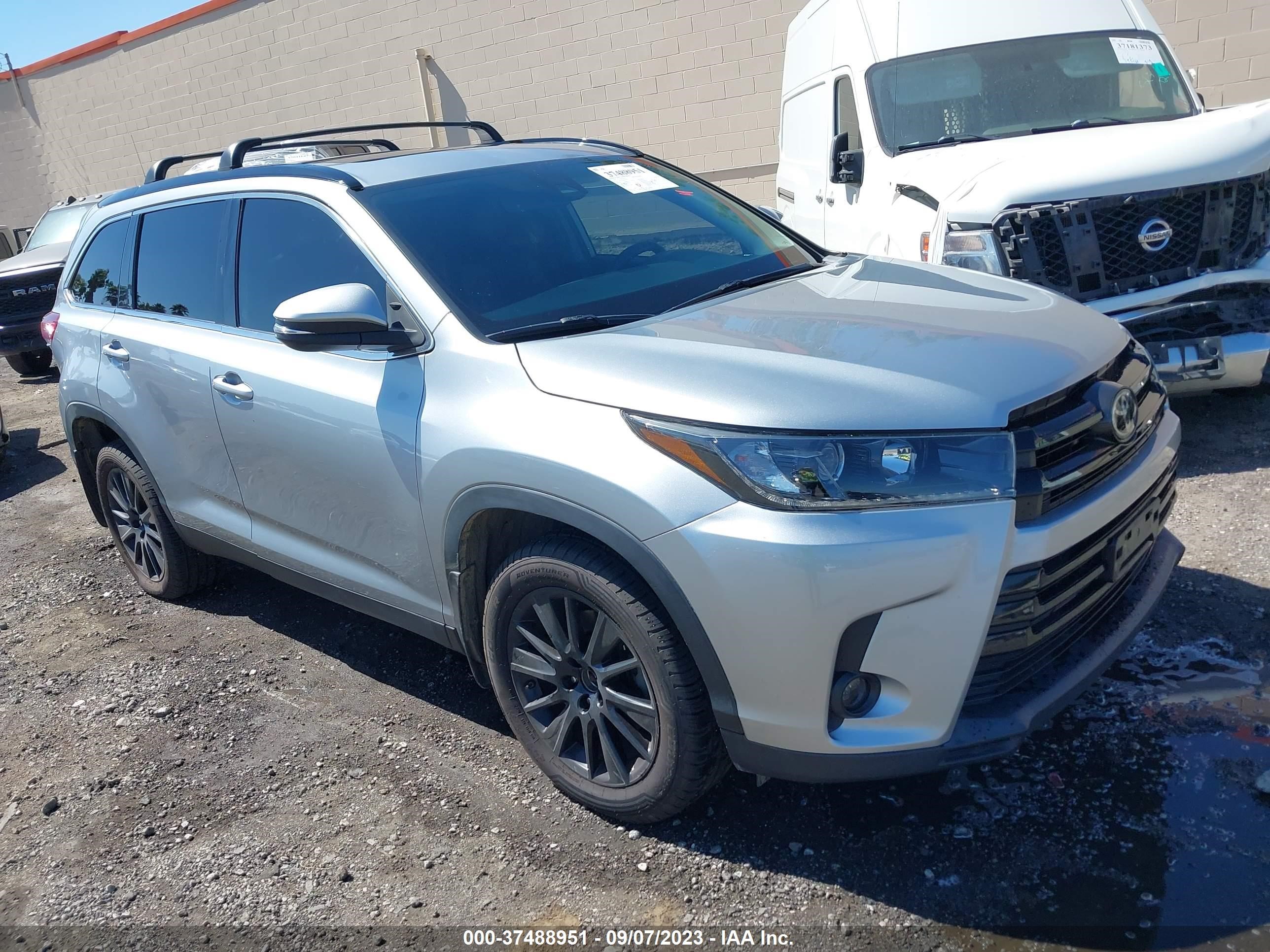 TOYOTA HIGHLANDER 2019 5tdkzrfh6ks551825