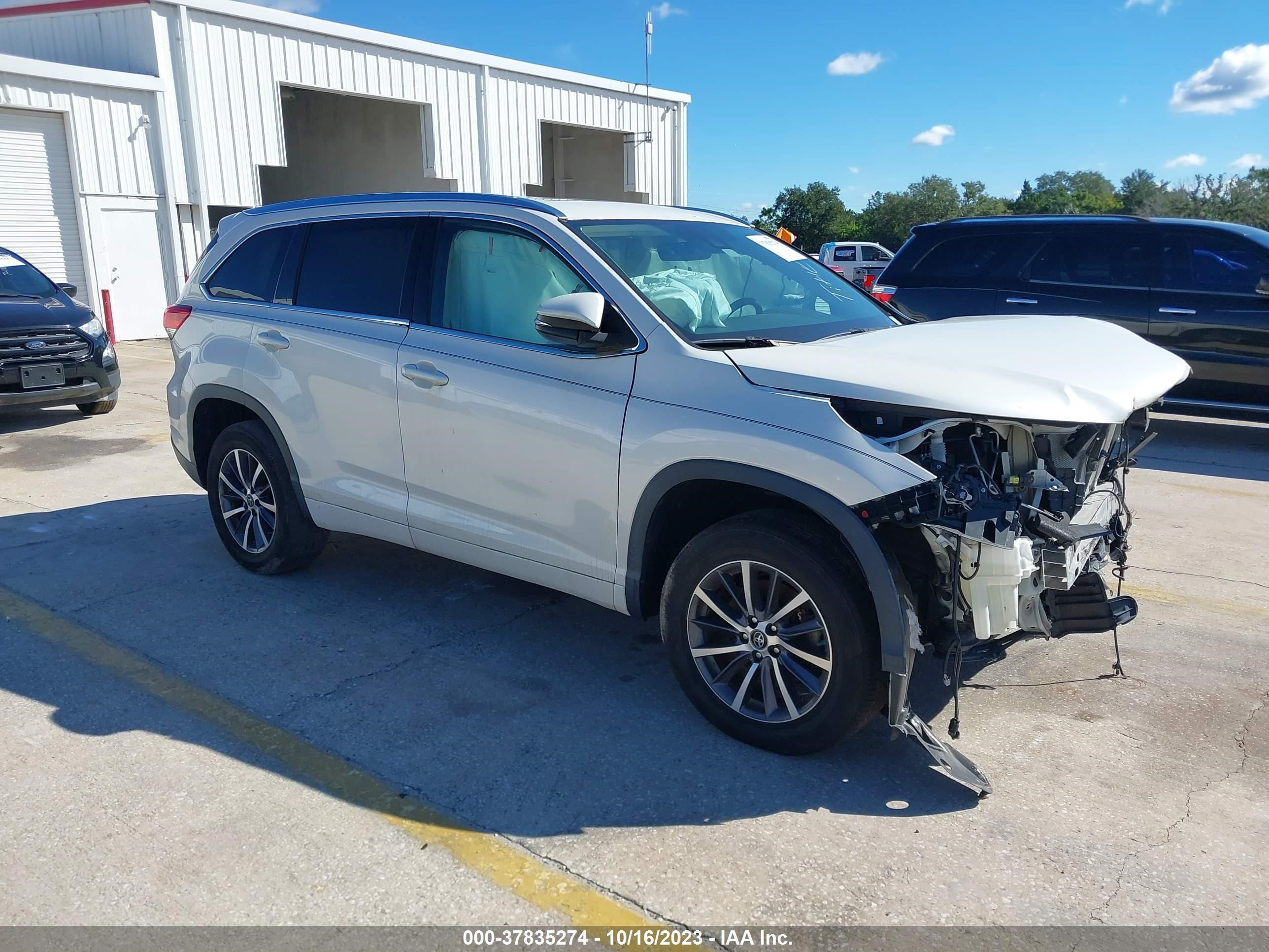 TOYOTA HIGHLANDER 2018 5tdkzrfh7js536765