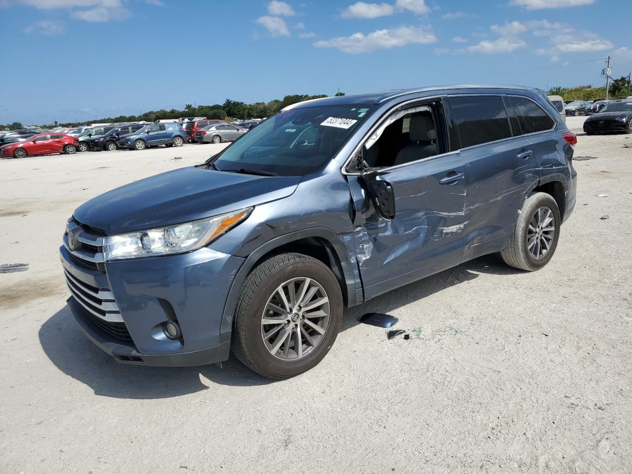 TOYOTA HIGHLANDER 2018 5tdkzrfh9js276918