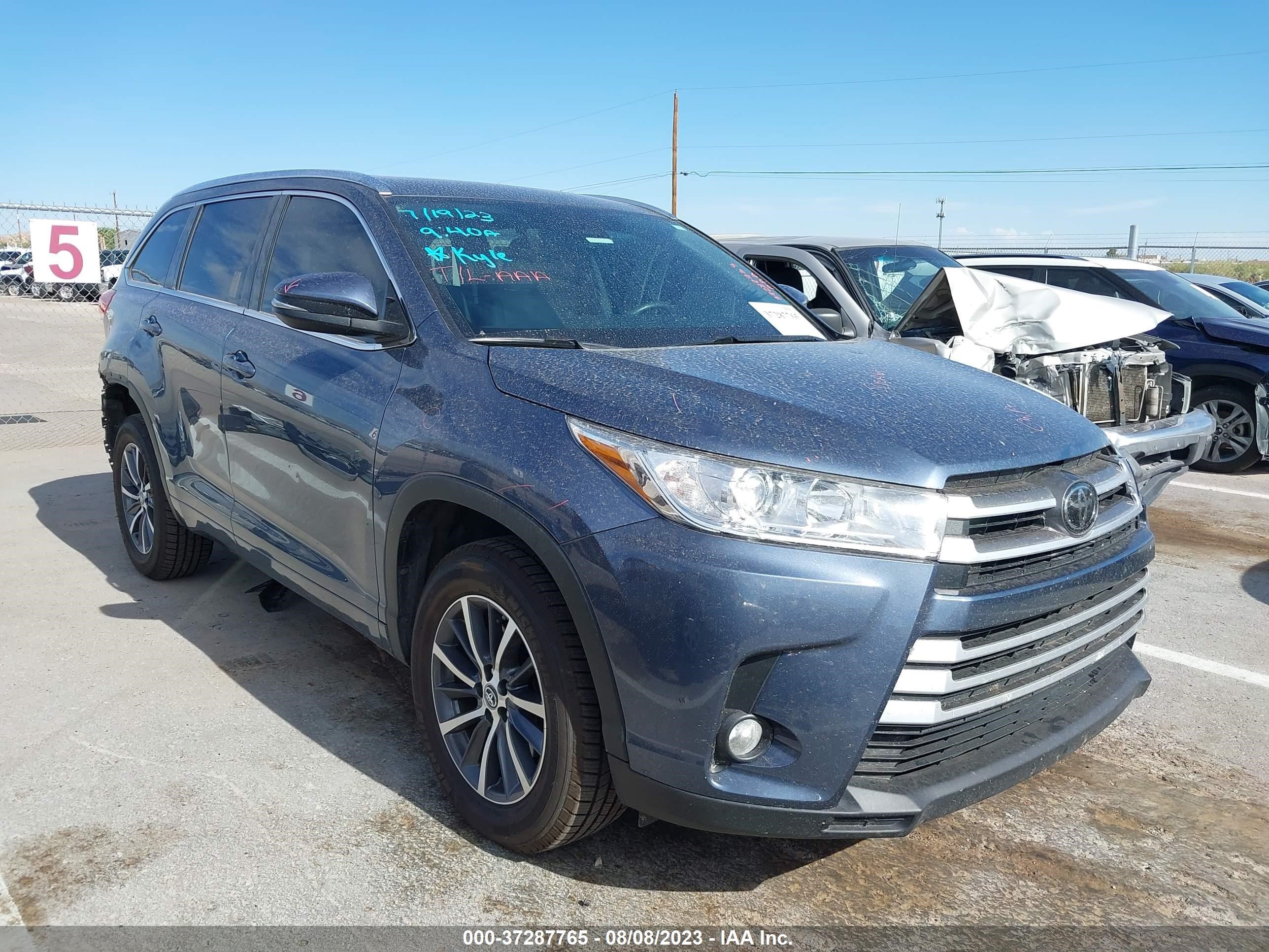 TOYOTA HIGHLANDER 2018 5tdkzrfhxjs249713