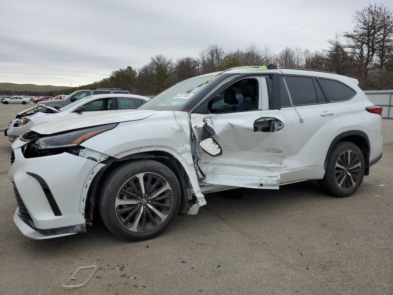 TOYOTA HIGHLANDER 2022 5tdlzrbh5ns187525