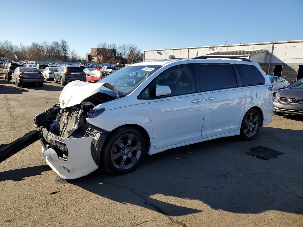 TOYOTA SIENNA 2015 5tdxk3dc0fs683726