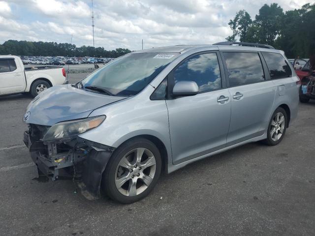 TOYOTA SIENNA 2011 5tdxk3dc4bs047059