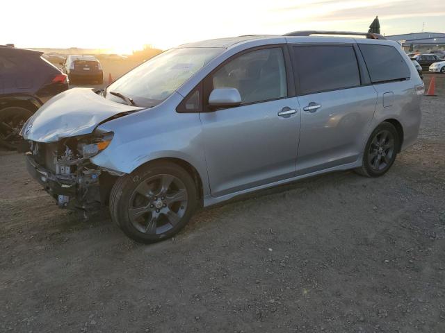 TOYOTA SIENNA 2011 5tdxk3dc4bs055484