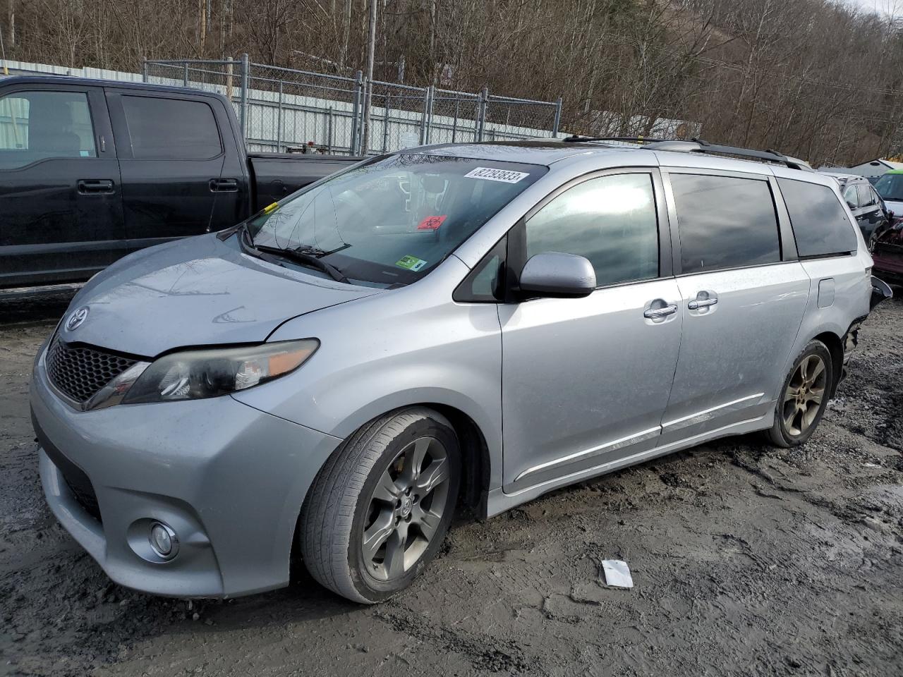 TOYOTA SIENNA 2014 5tdxk3dc5es474593