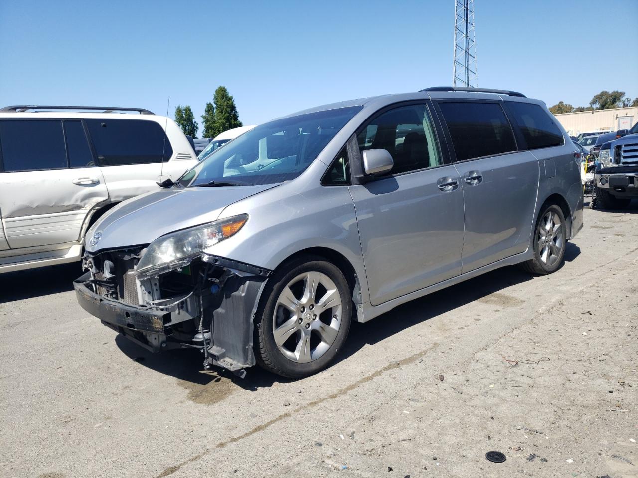 TOYOTA SIENNA 2014 5tdxk3dc5es482452