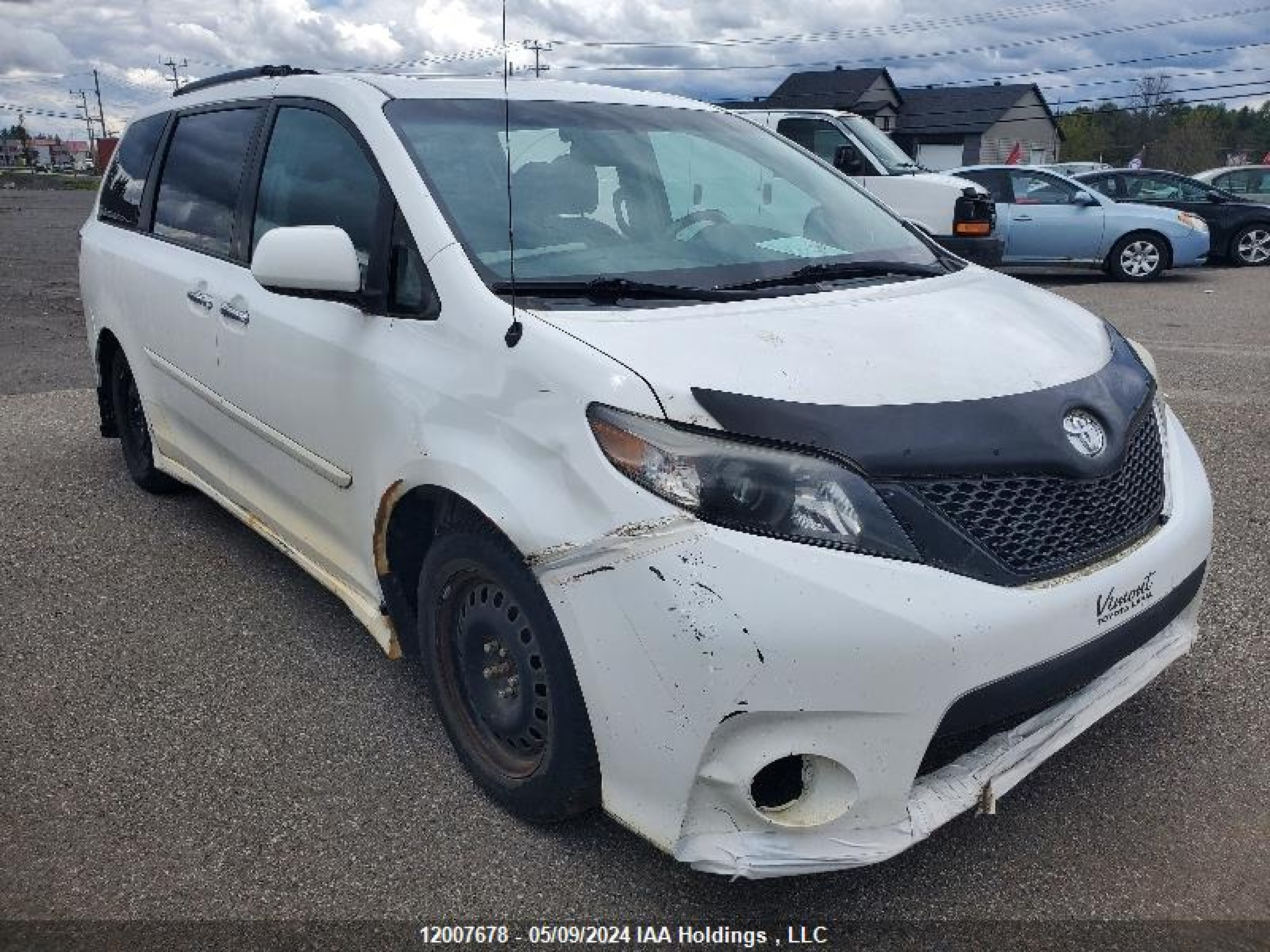 TOYOTA SIENNA 2014 5tdxk3dc6es415648