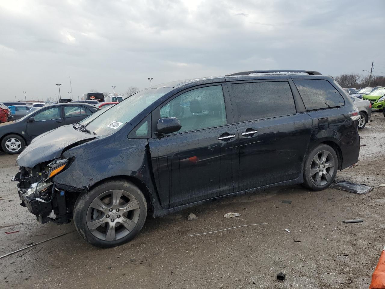 TOYOTA SIENNA 2015 5tdxk3dc7fs552888