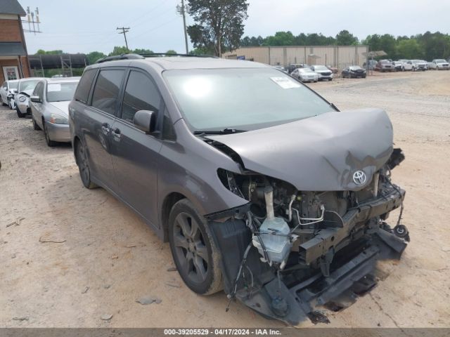 TOYOTA SIENNA 2016 5tdxk3dc8g5754785