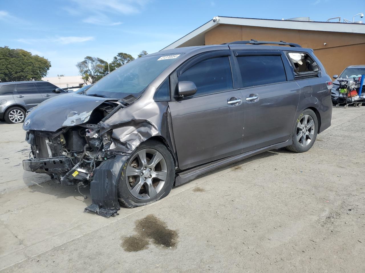 TOYOTA SIENNA 2016 5tdxk3dc8gs756066