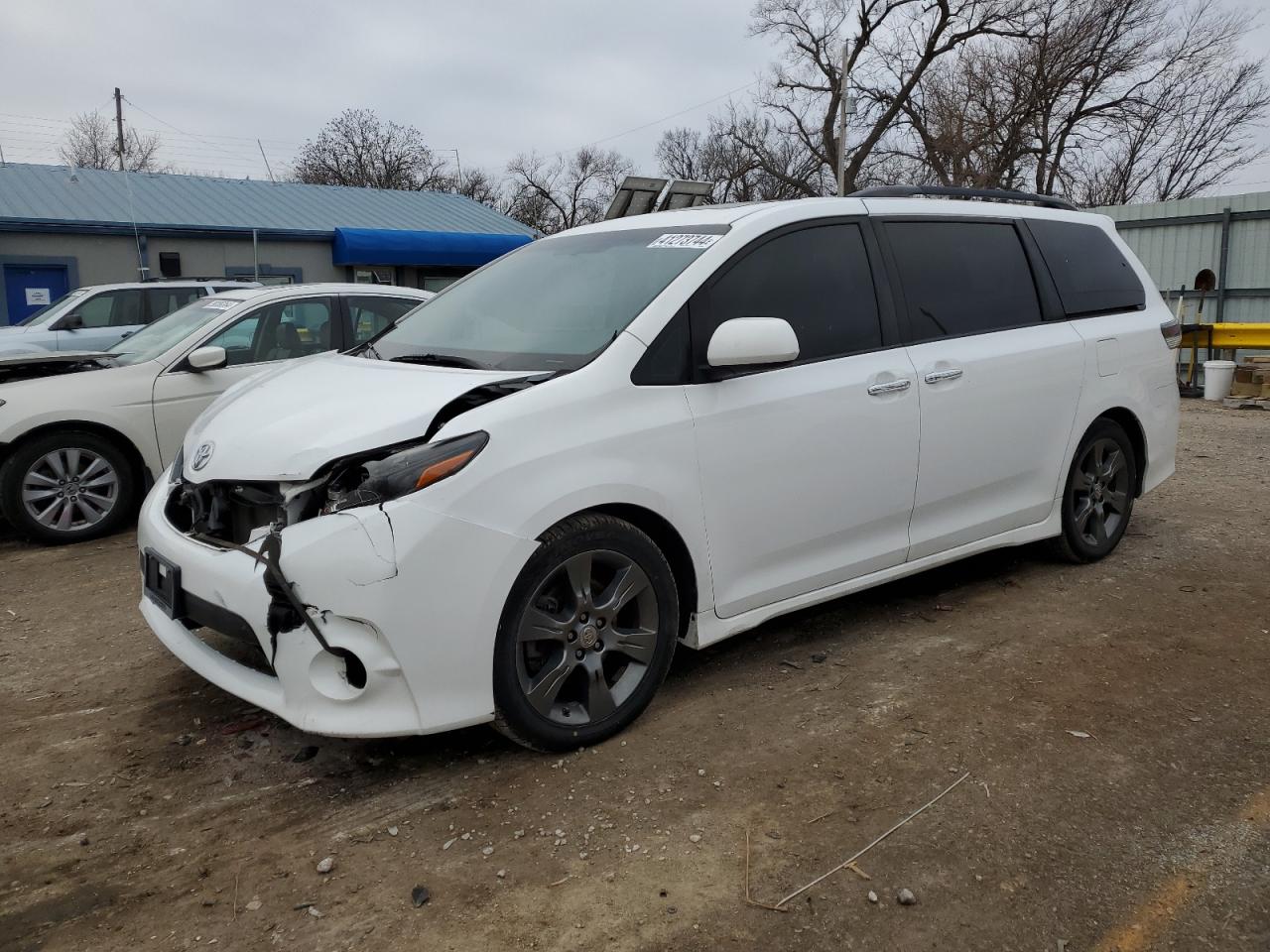 TOYOTA SIENNA 2015 5tdxk3dc9fs668688