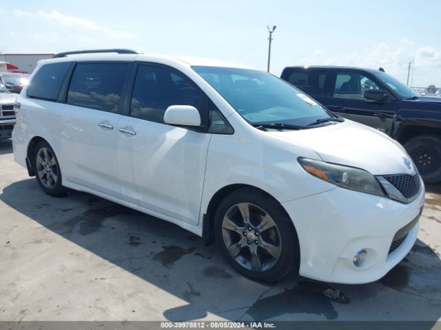 TOYOTA SIENNA 2016 5tdxk3dc9gs720595