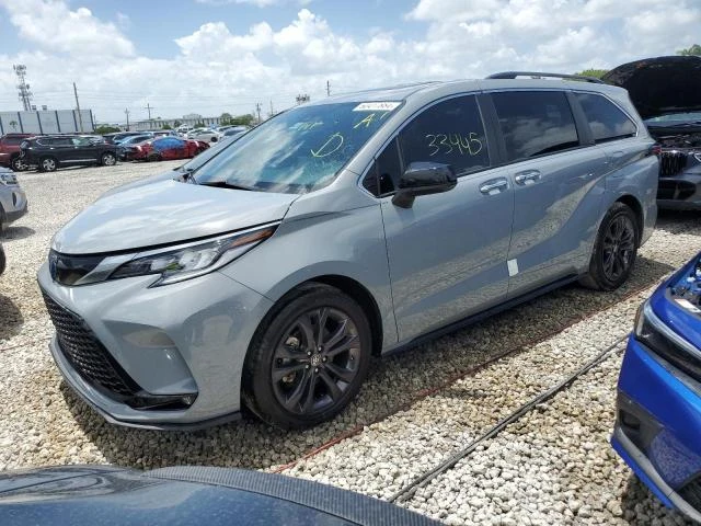 TOYOTA SIENNA XSE 2023 5tdxrkec5ps139969