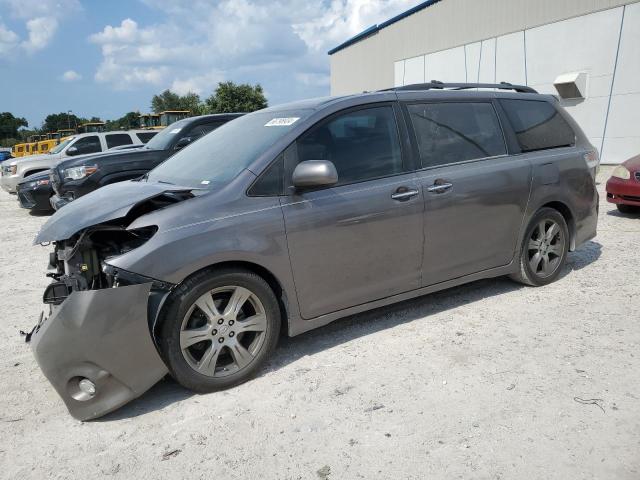 TOYOTA SIENNA SE 2017 5tdxz3dc1hs802818