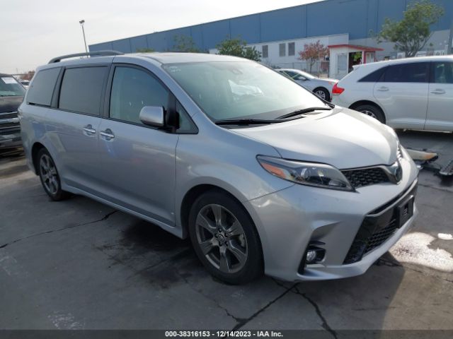 TOYOTA SIENNA 2018 5tdxz3dc1js959111