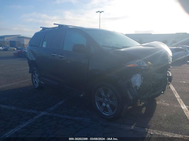 TOYOTA SIENNA 2019 5tdxz3dc1ks978730