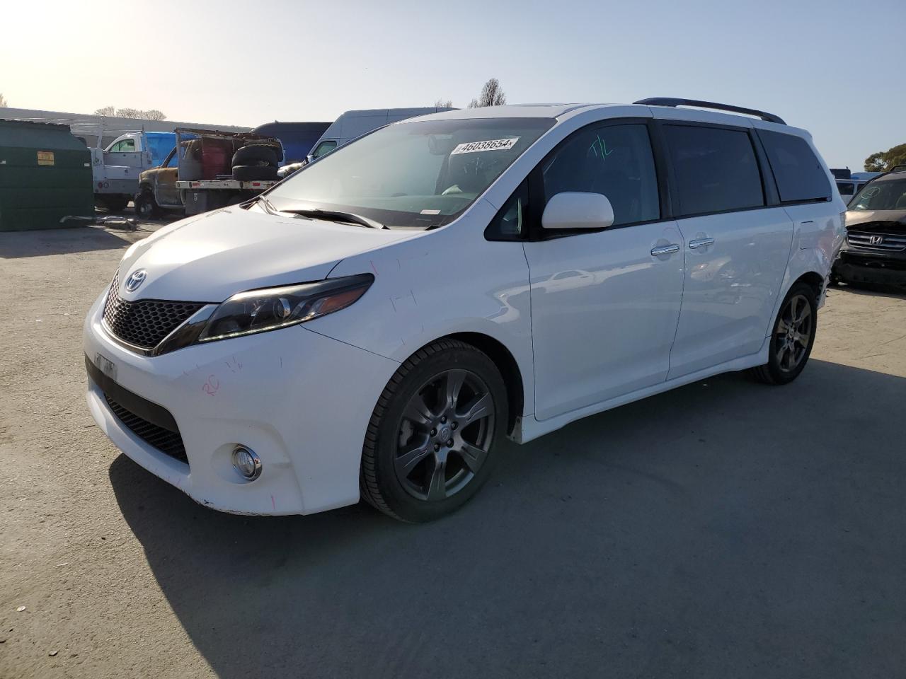 TOYOTA SIENNA 2017 5tdxz3dc2hs778898